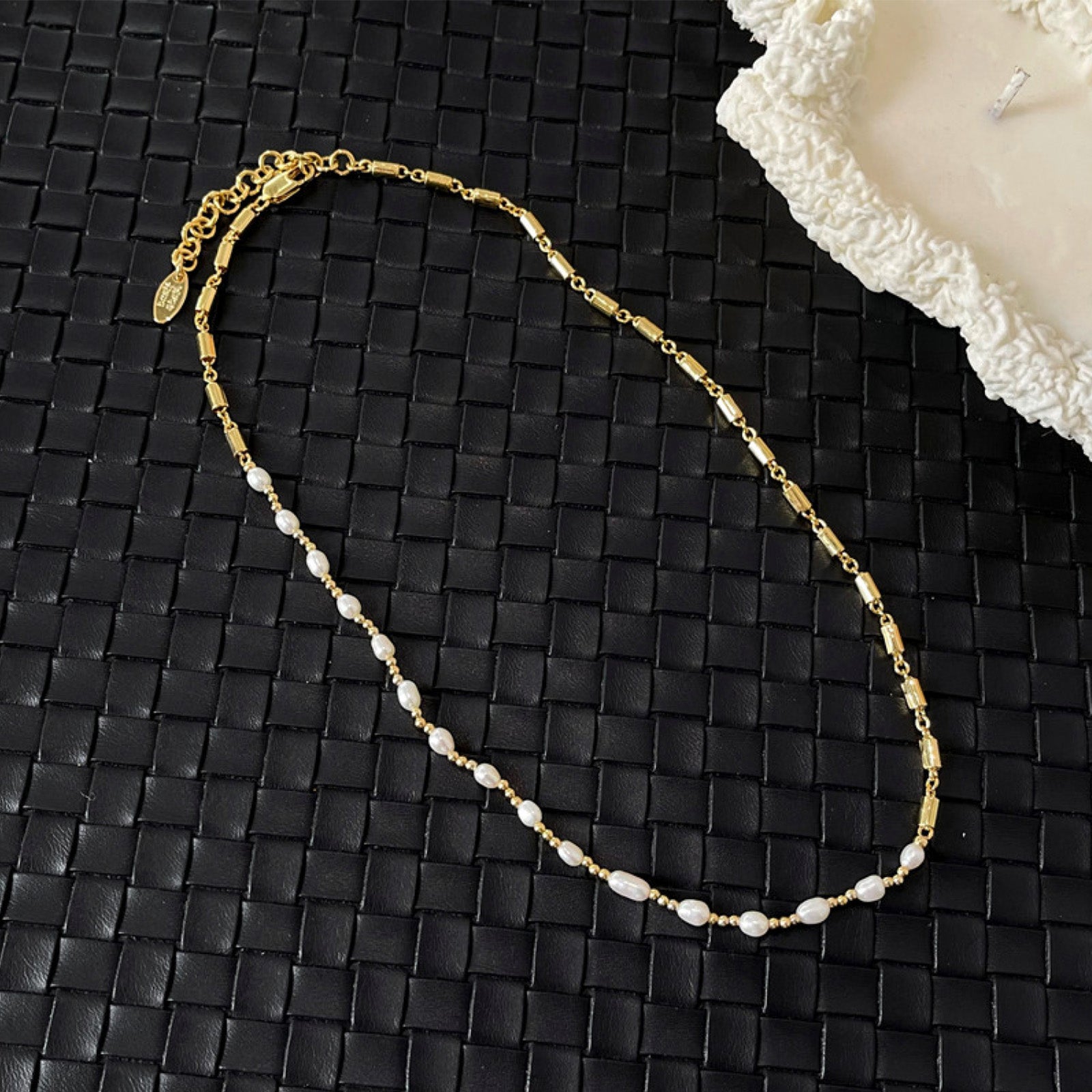 Sea Pearl Beaded Necklace, symbolizing opulent beauty, this necklace showcases the timeless allure of sea pearls, creating a sophisticated and versatile accessory with a touch of coastal charm