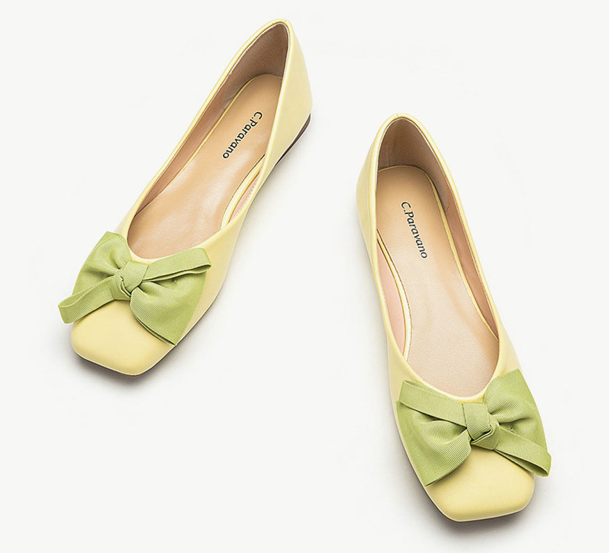 Stylish yellow-green square flats with a fashionable bowknot