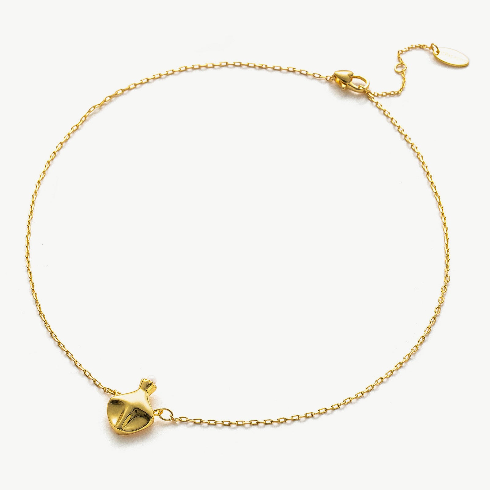 Stylish Medium Pebble Necklace, showcasing earthly beauty, this necklace features a polished medium pebble pendant on a delicate chain, creating a refined and versatile accessory for any occasion