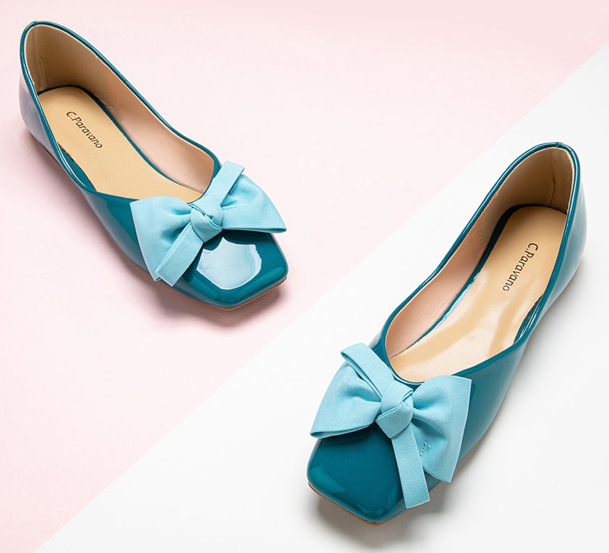 Chic peacock blue bowknot square flats for a fashionable touch