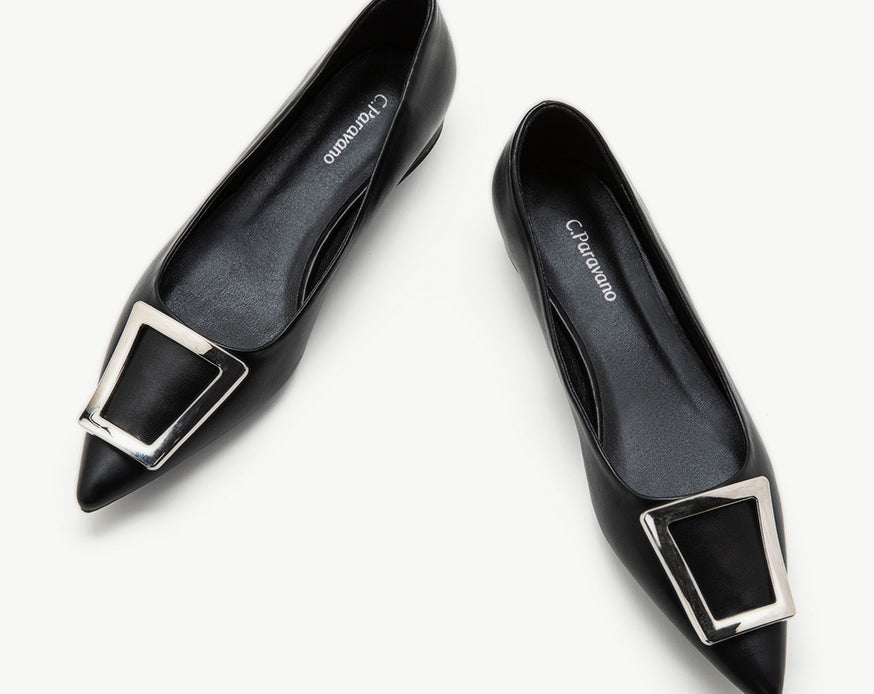 Trapezoidal Black Flats - Ideal for Any Occasion