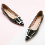 Trapezoidal Buckle Flats in Dark Green, a rich and sophisticated choice for a timeless and elegant look