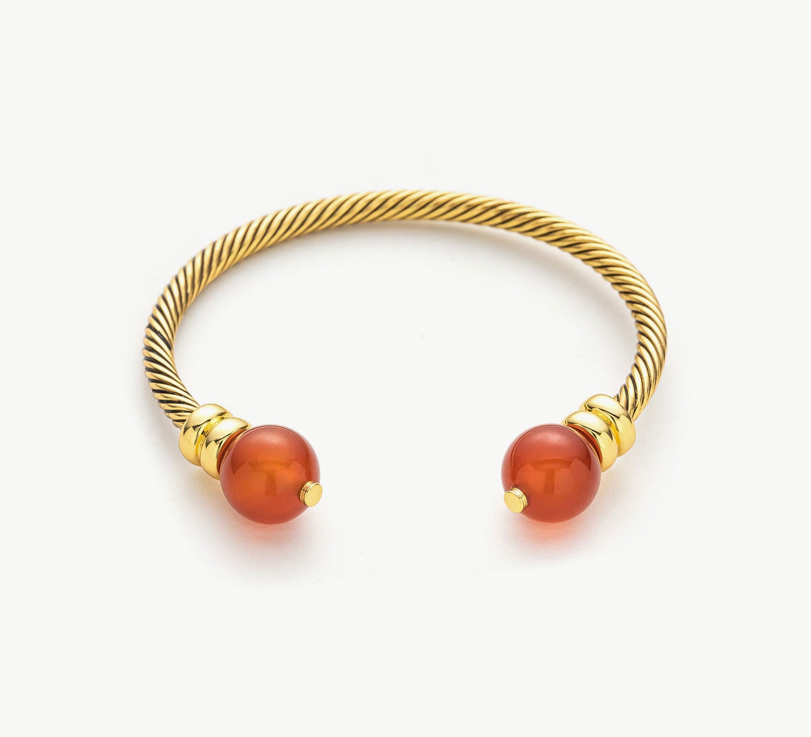 Agate Bracelet in Gold with Red Gemstones, exuding timeless elegance with a vintage-inspired design, this bracelet features rich red agate gemstones set in a delicate gold setting for a luxurious and refined accessory