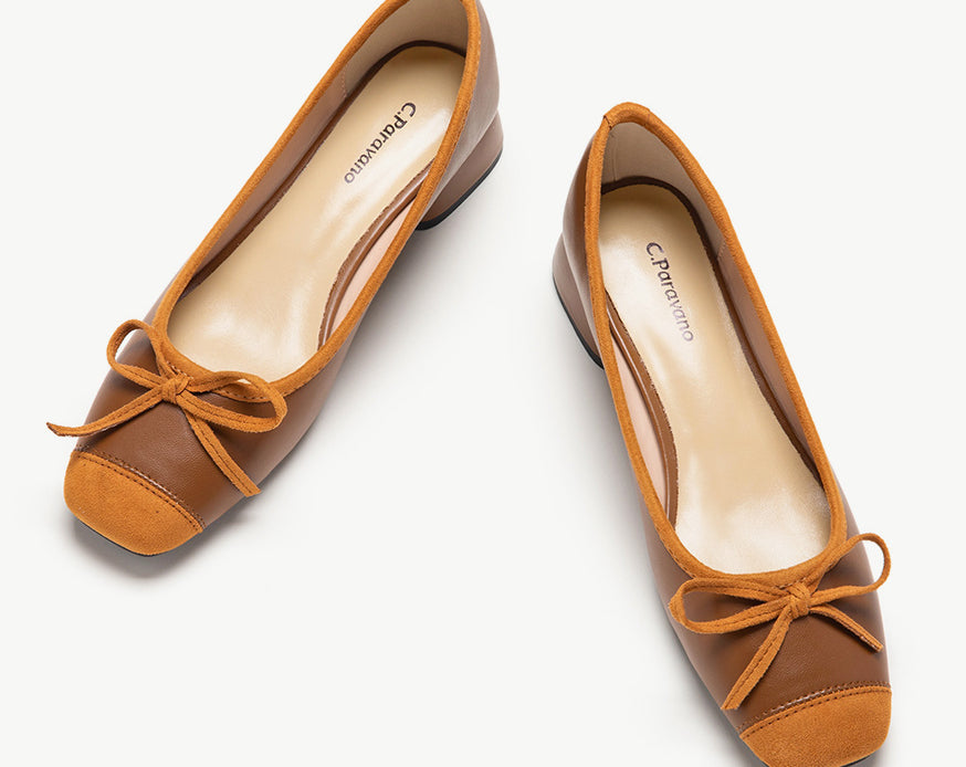 Brown Low Heel Shoes with Stylish Bowknot Detail