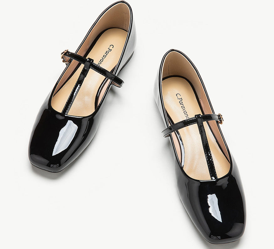 Classic-black-crossed-stripe-mary-jane-a-timeless-footwear-choice-for-any-occasion.