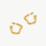 Dynamic Elegance: Large Hoop Earrings with a dynamic squiggle wavy motif,