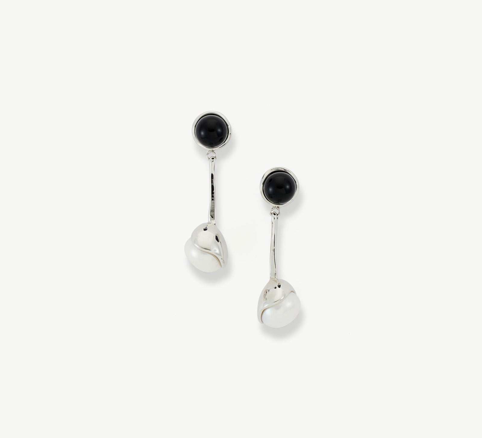 Silver Agate and Pearl Charm Earrings, showcasing a harmonious blend of silver, agate, and pearls, these earrings exude timeless elegance and sophistication