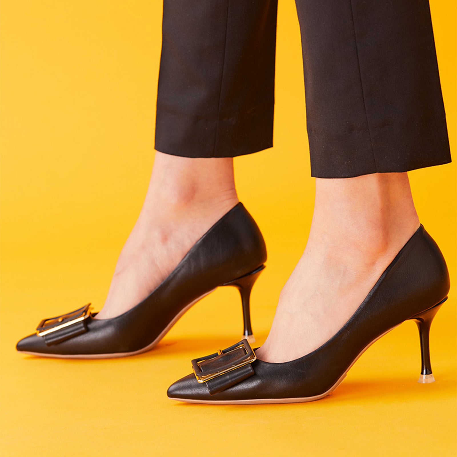 Edgy Minimalism: Black Square Buckled Pumps, a chic and minimalist choice for a contemporary and sleek ensemble