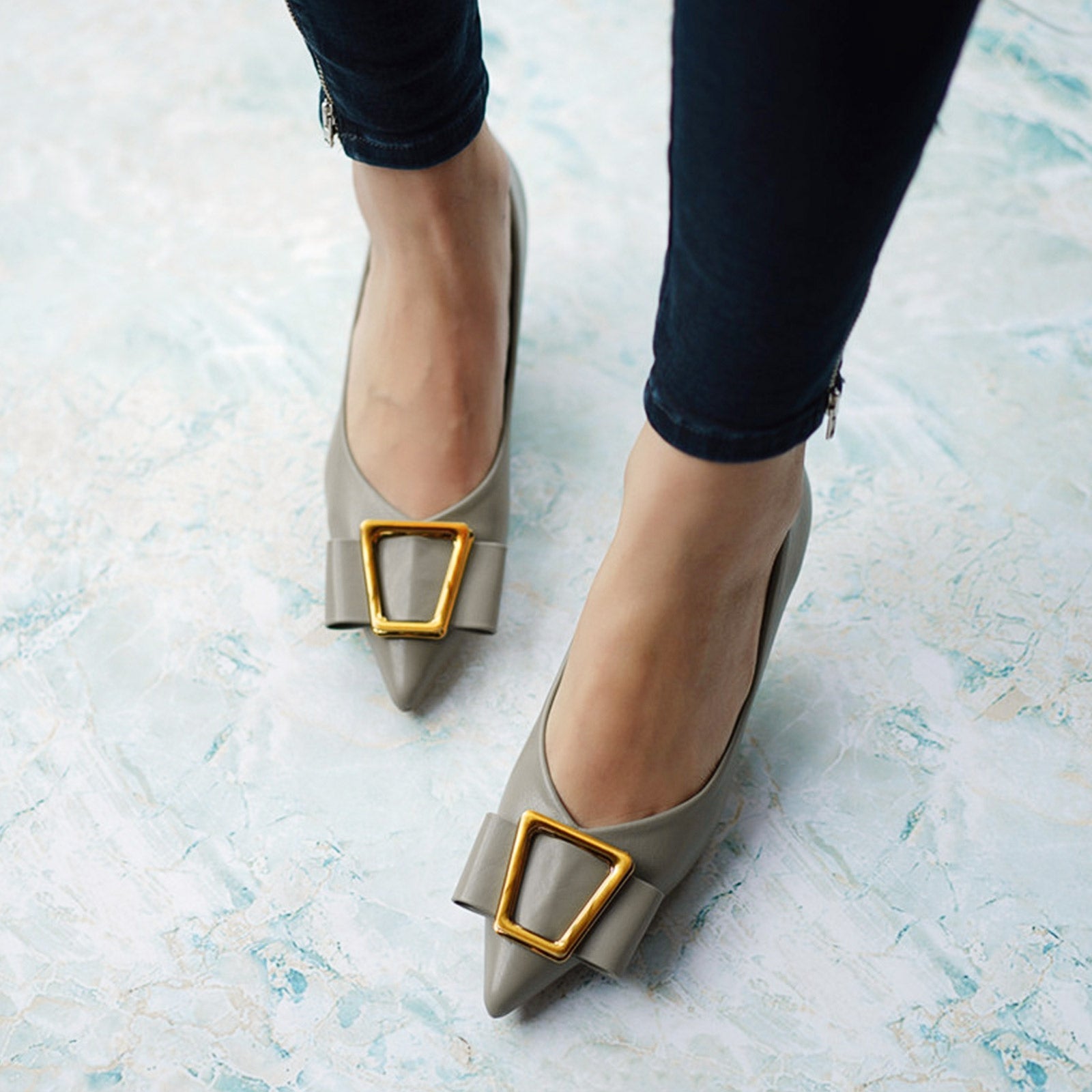  Grey Women Pumps with geometric designs, a sleek and fashionable option for city living