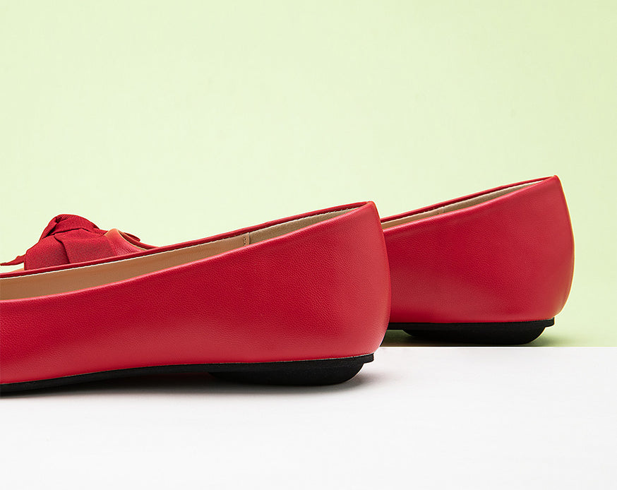 Elegant-red-leather-point-toe-flats-astylish-and-polished-choice