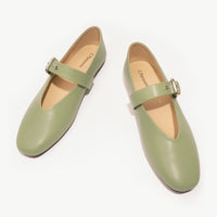 Grommet V-Cut Design Mary Jane Flats(Remy）