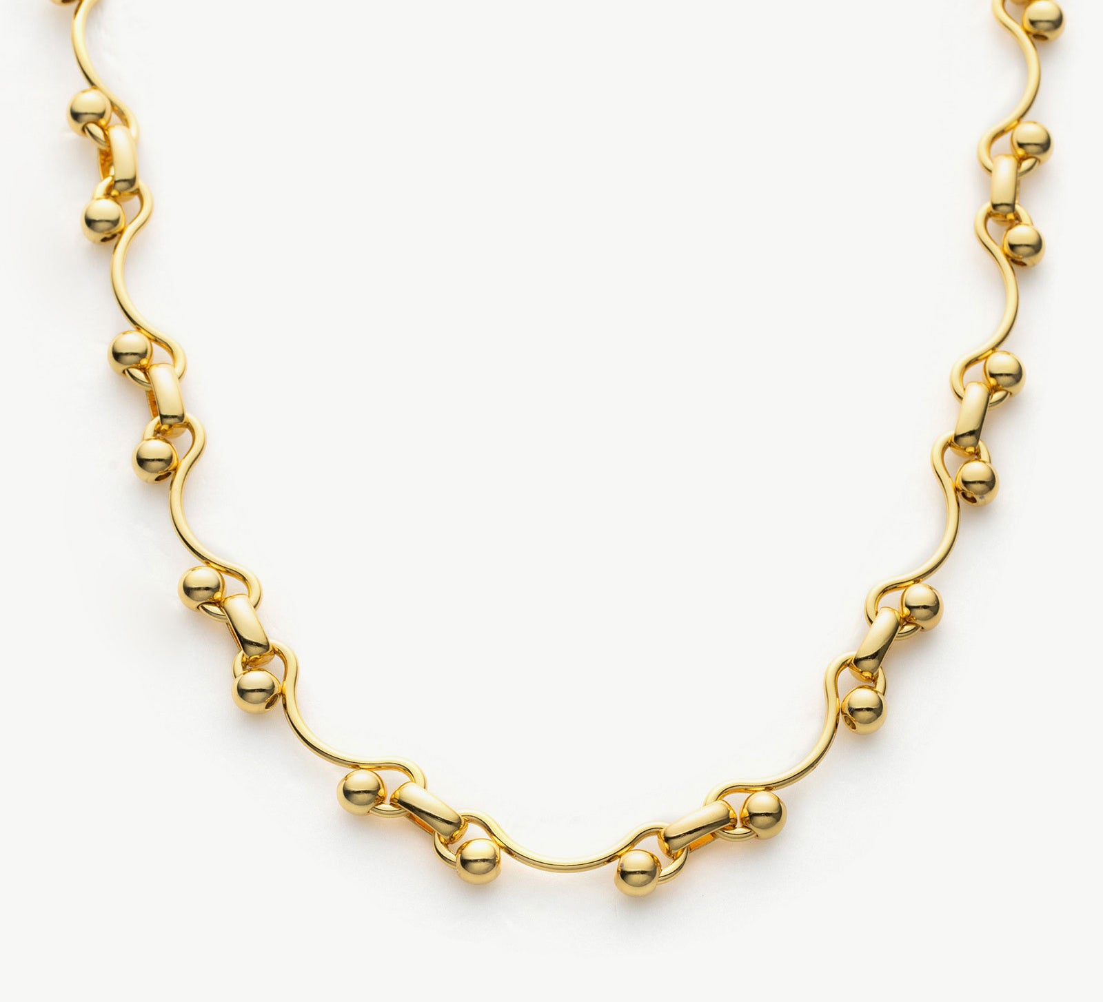 Twisted Chain Necklace, a timeless piece featuring intricately twisted links that form a classic and elegant necklace, adding a touch of sophistication to your everyday style