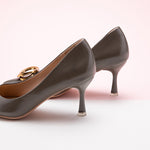 Oval Chic Buckled Pumps Grey
