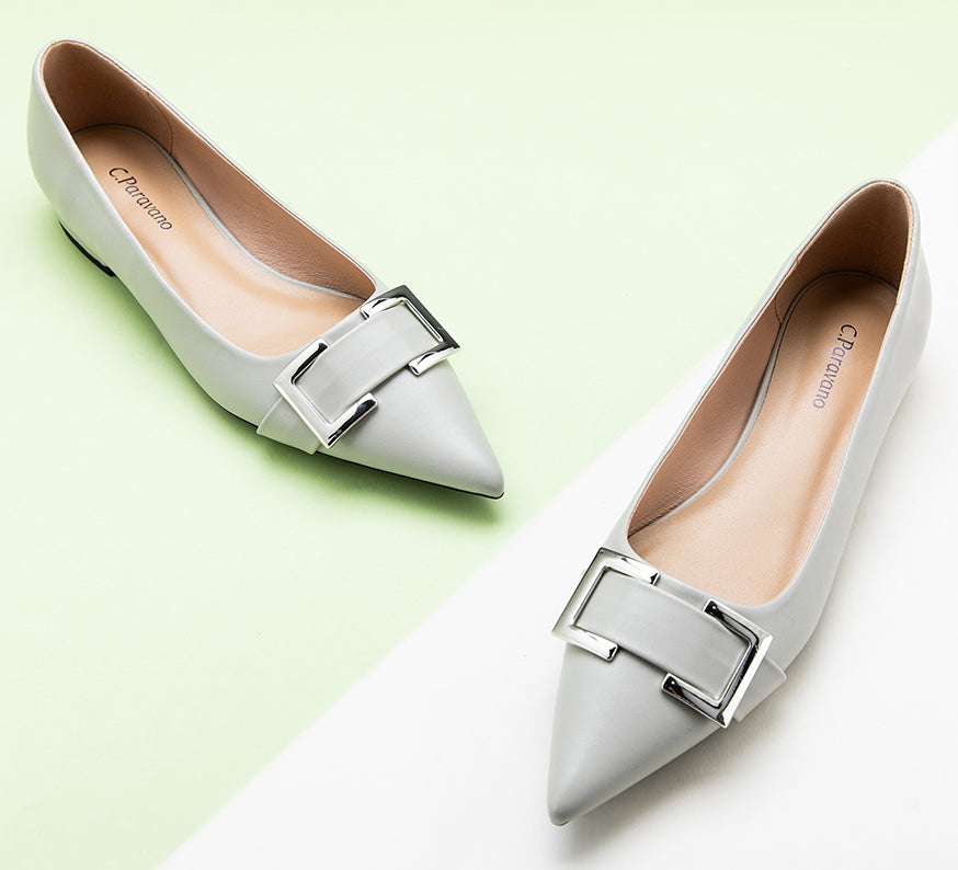 Pointed-toe-flats-with-grey-Metal-buckle--elegant-and--trendy-footwear.