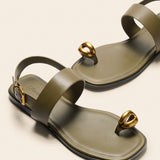 Metal Toe Ring Leather Sandals(Luna)