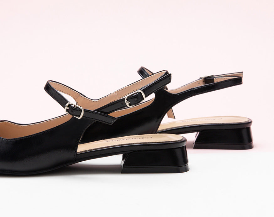Chic Black Slingback Shoes: Elevate your look with these fashionable black slingback flats featuring a color block pattern