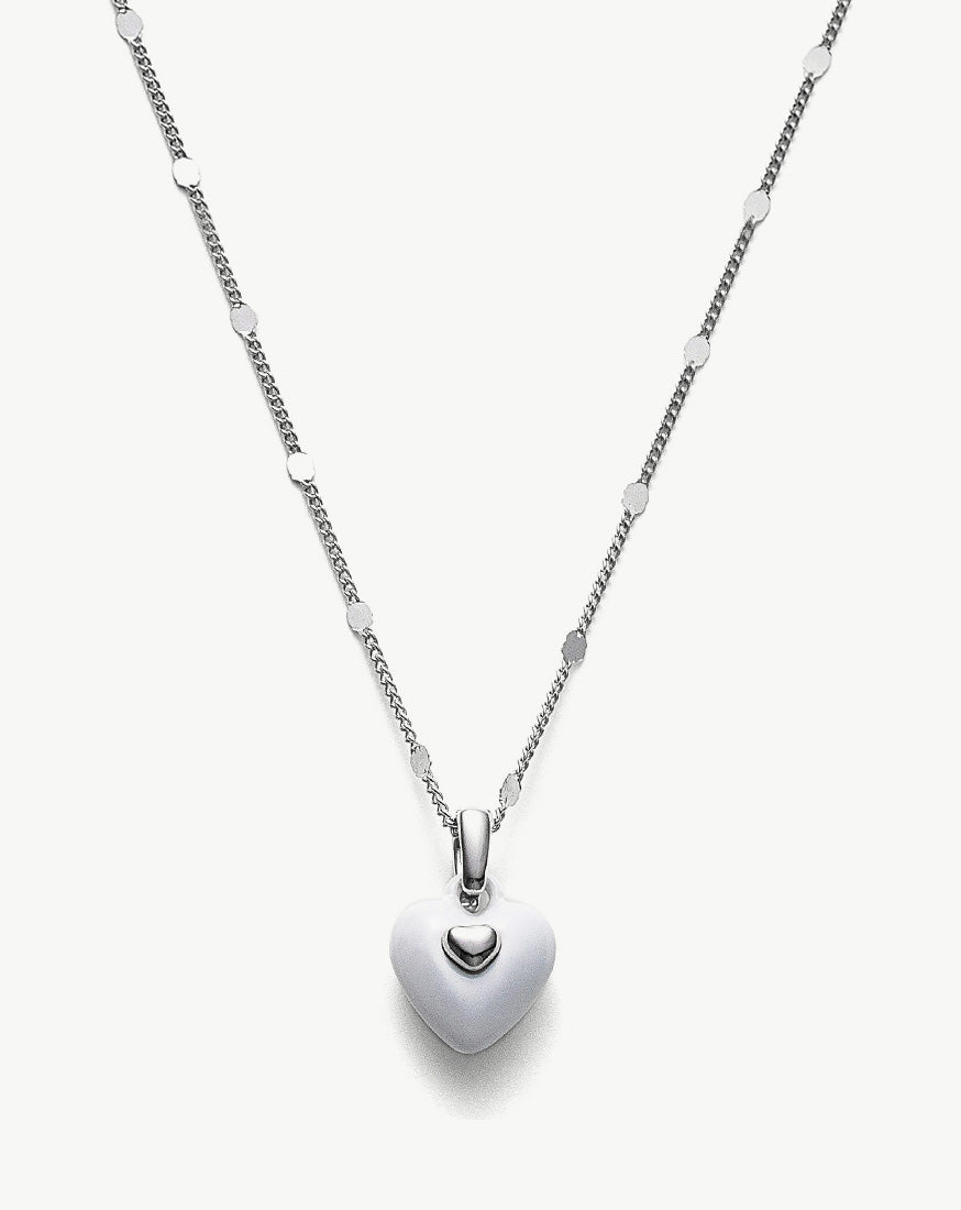 white-heart-pendant-necklaces